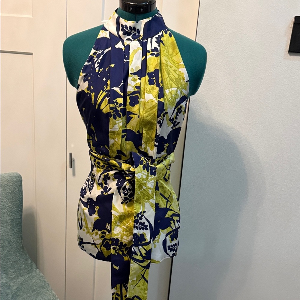 Ann Taylor Navy and Olive Floral Top